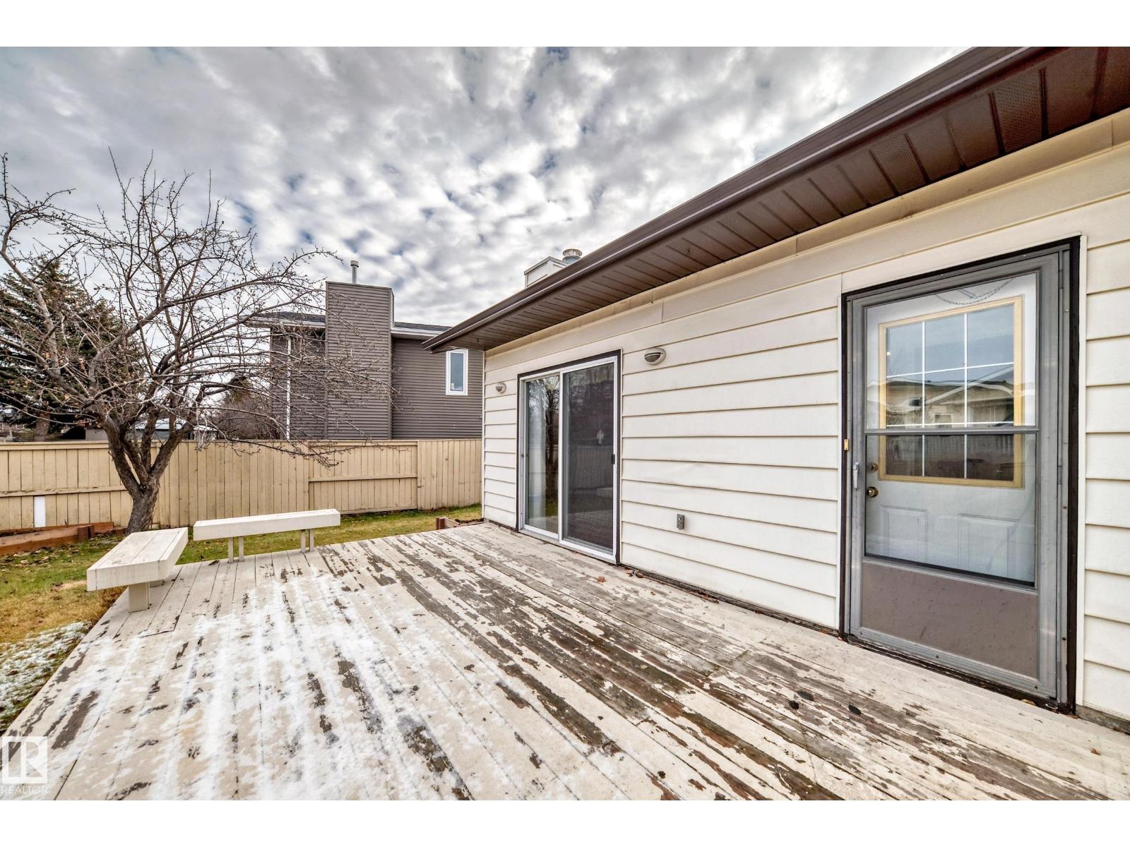 1923 52 St Nw Nw, Edmonton, Alberta  T6L 1J3 - Photo 15 - E4470423