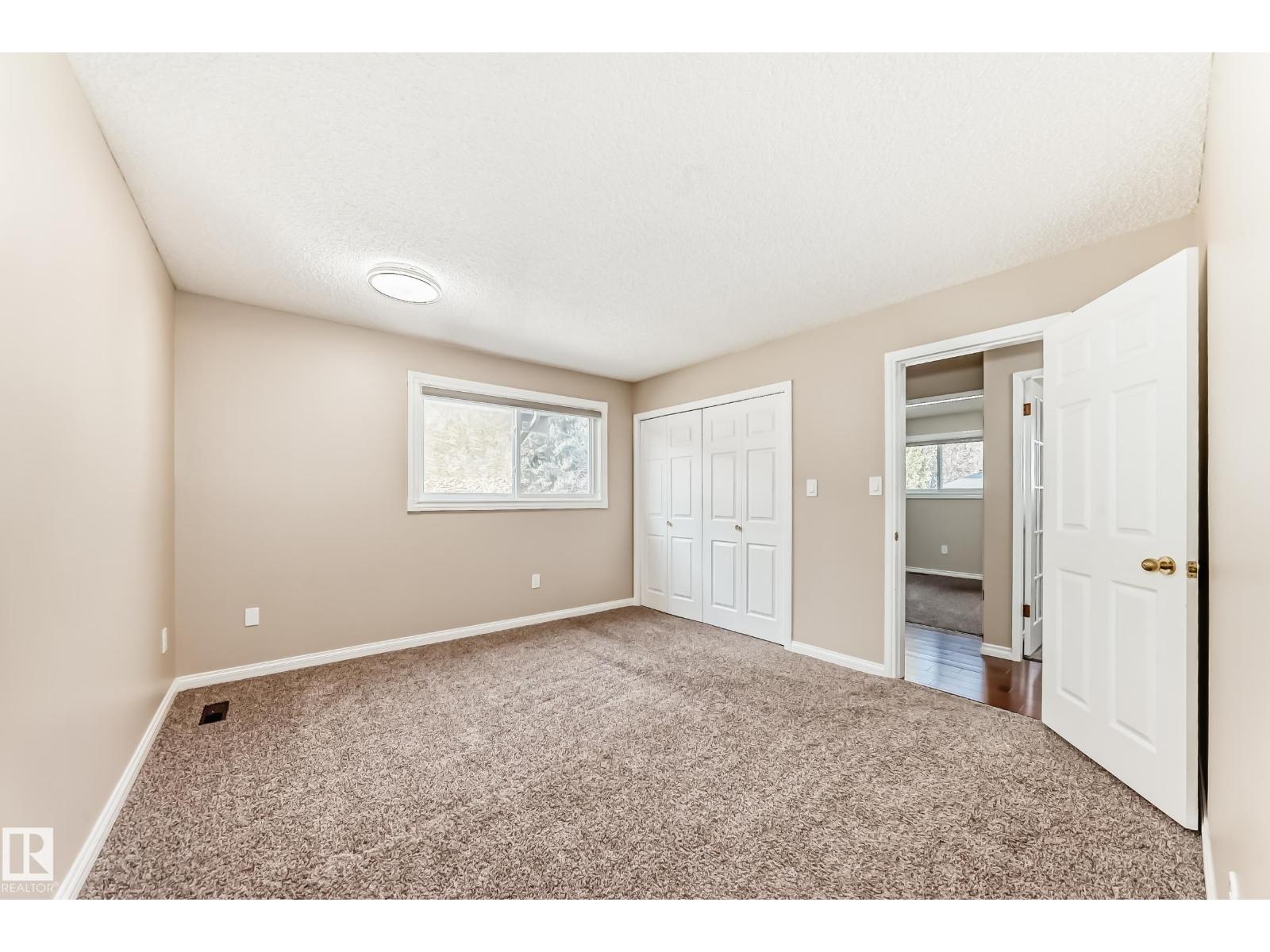 1923 52 St Nw Nw, Edmonton, Alberta  T6L 1J3 - Photo 24 - E4470423