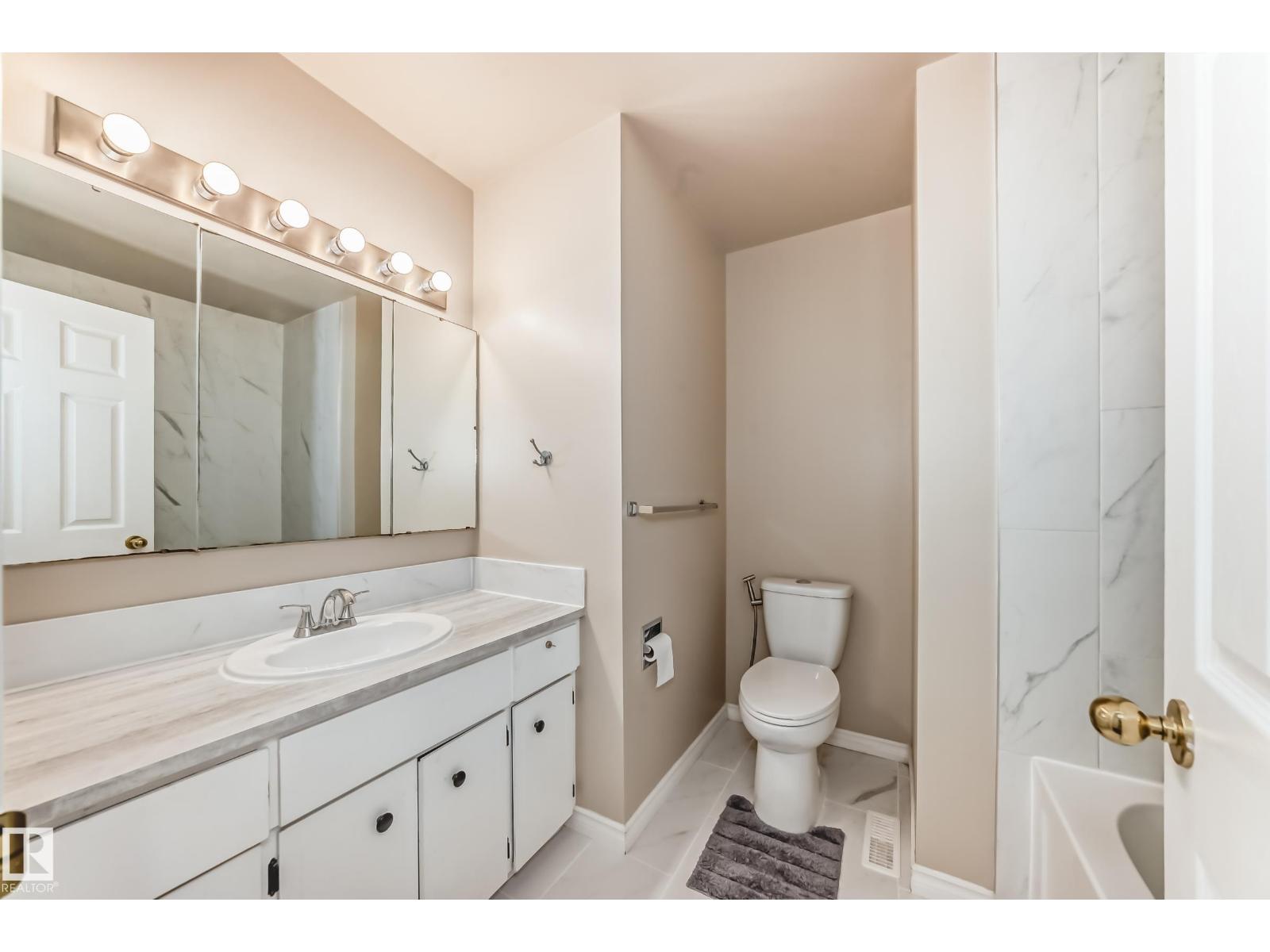 1923 52 St Nw Nw, Edmonton, Alberta  T6L 1J3 - Photo 33 - E4470423