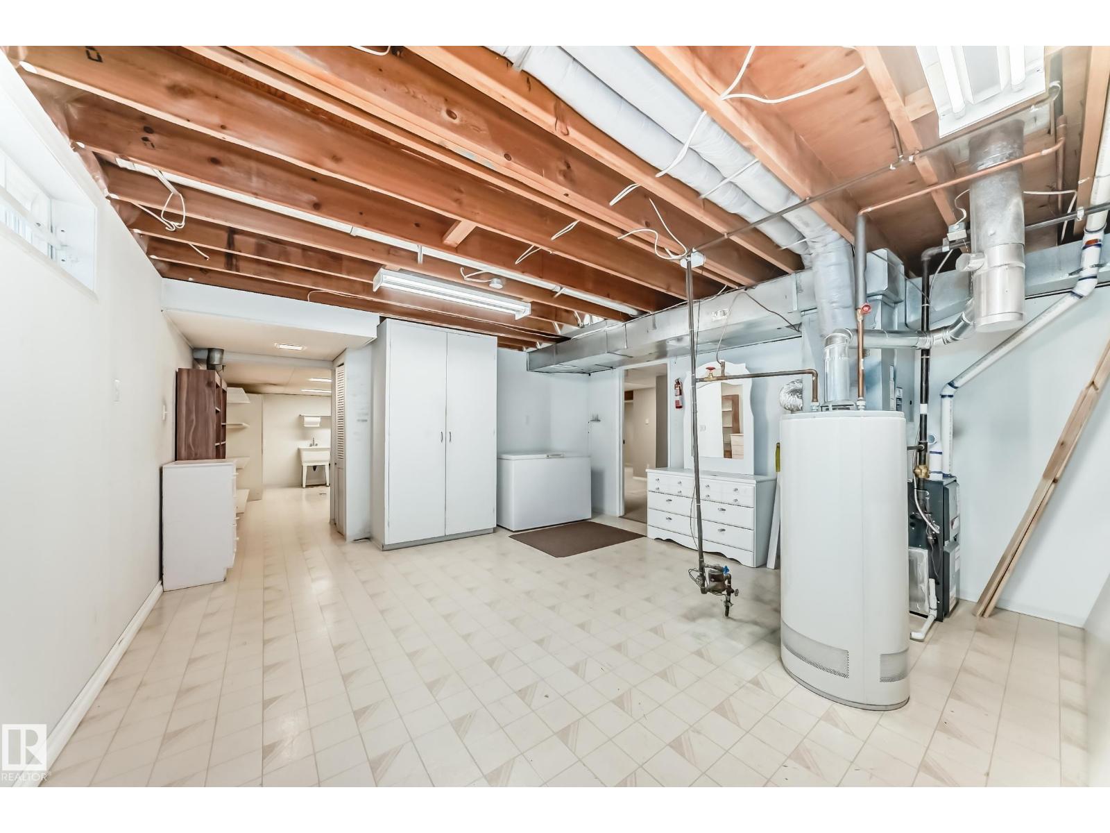 1923 52 St Nw Nw, Edmonton, Alberta  T6L 1J3 - Photo 50 - E4470423