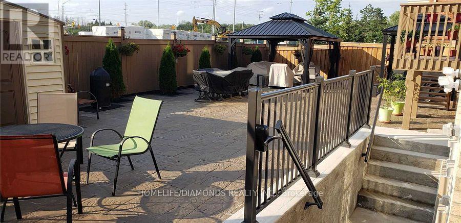 Bsmt - 8 Burlwood Road, Brampton, Ontario  L6P 4E9 - Photo 11 - W12707358