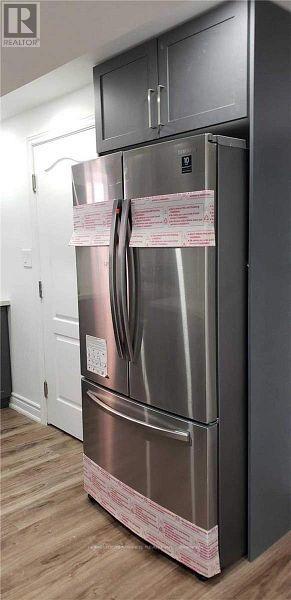 Bsmt - 8 Burlwood Road, Brampton, Ontario  L6P 4E9 - Photo 4 - W12707358