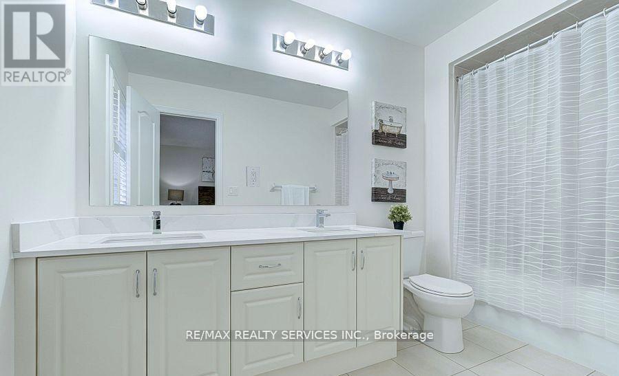 Upper - 13 Ebury Drive, Brampton, Ontario  L6X 0Z3 - Photo 14 - W12707372