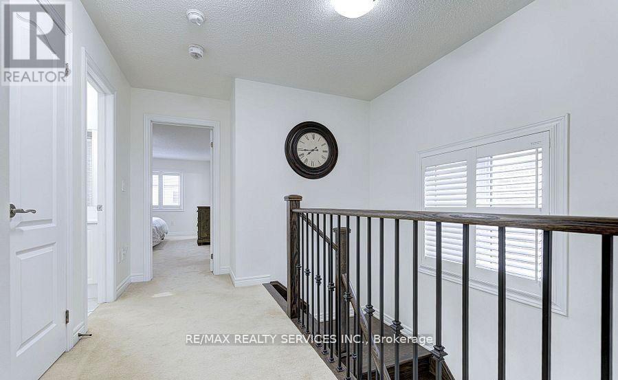 Upper - 13 Ebury Drive, Brampton, Ontario  L6X 0Z3 - Photo 15 - W12707372