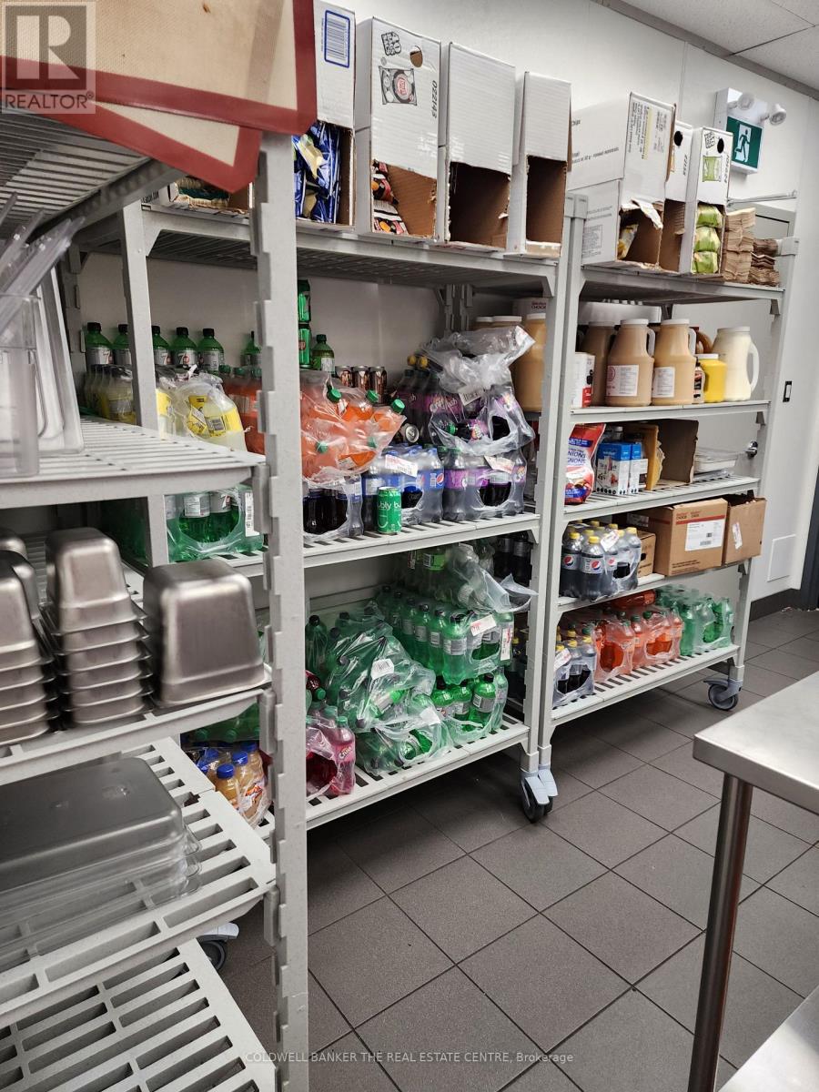 7 Metcalfe Street E, Strathroy-Caradoc, Ontario  N7G 1N9 - Photo 11 - X12707380