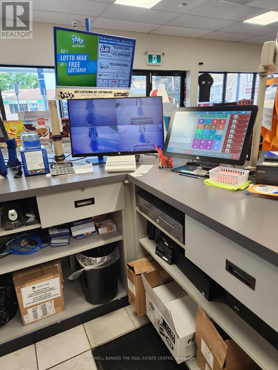 7 Metcalfe Street E, Strathroy-Caradoc, Ontario  N7G 1N9 - Photo 12 - X12707380