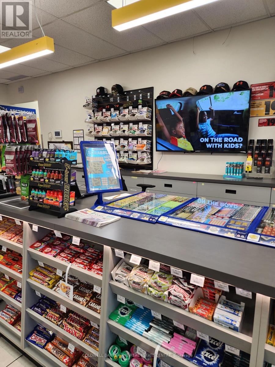 7 Metcalfe Street E, Strathroy-Caradoc, Ontario  N7G 1N9 - Photo 13 - X12707380