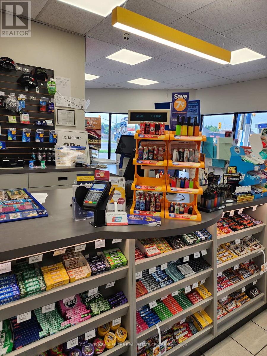 7 Metcalfe Street E, Strathroy-Caradoc, Ontario  N7G 1N9 - Photo 15 - X12707380