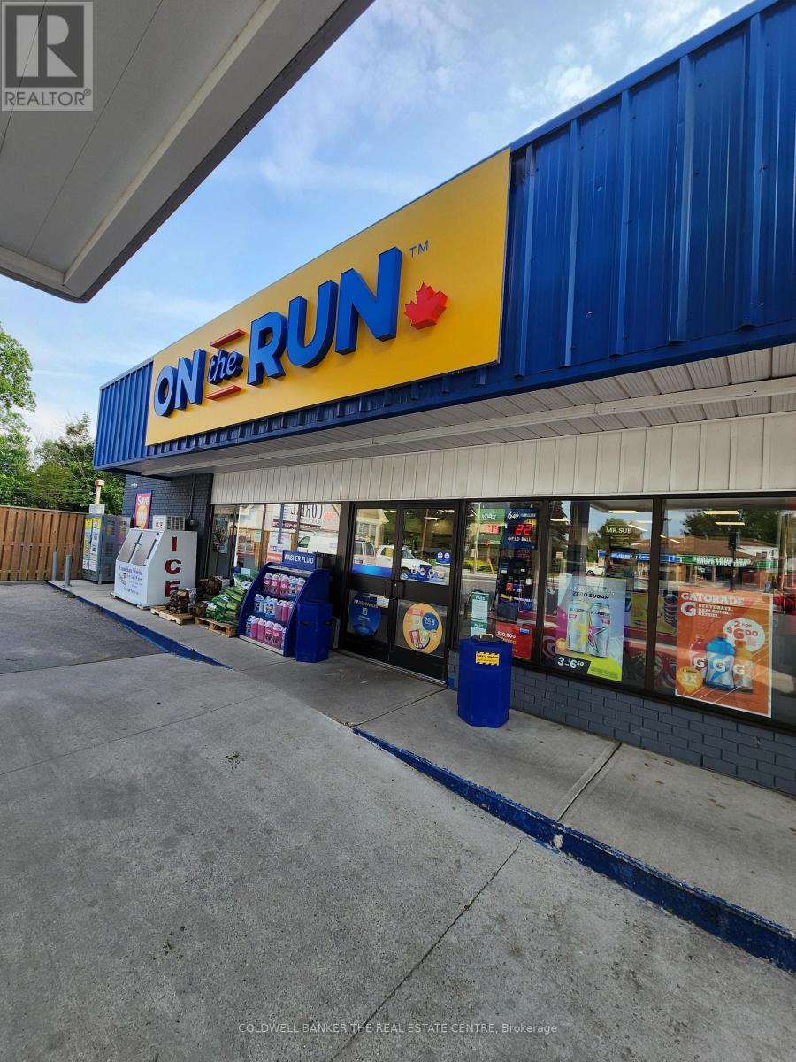 7 Metcalfe Street E, Strathroy-Caradoc, Ontario  N7G 1N9 - Photo 25 - X12707380