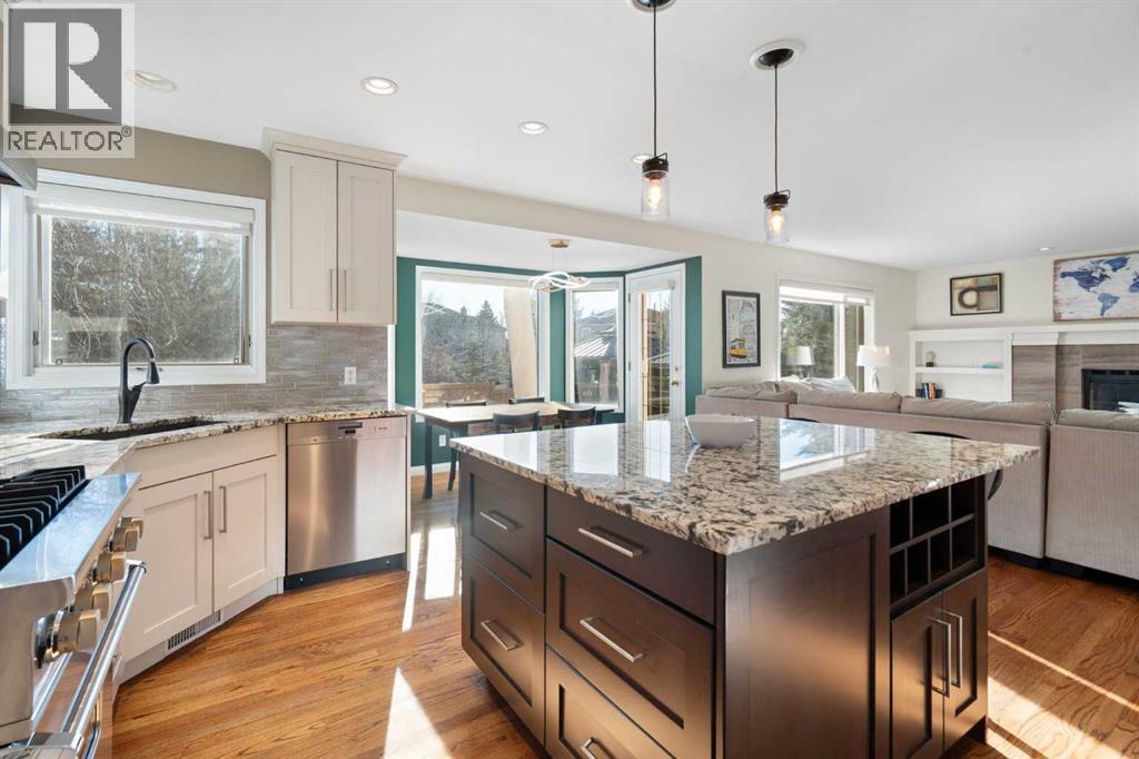 15 Mt Norquay Gate Se, Calgary, Alberta  T2Z 2L3 - Photo 6 - A2275711