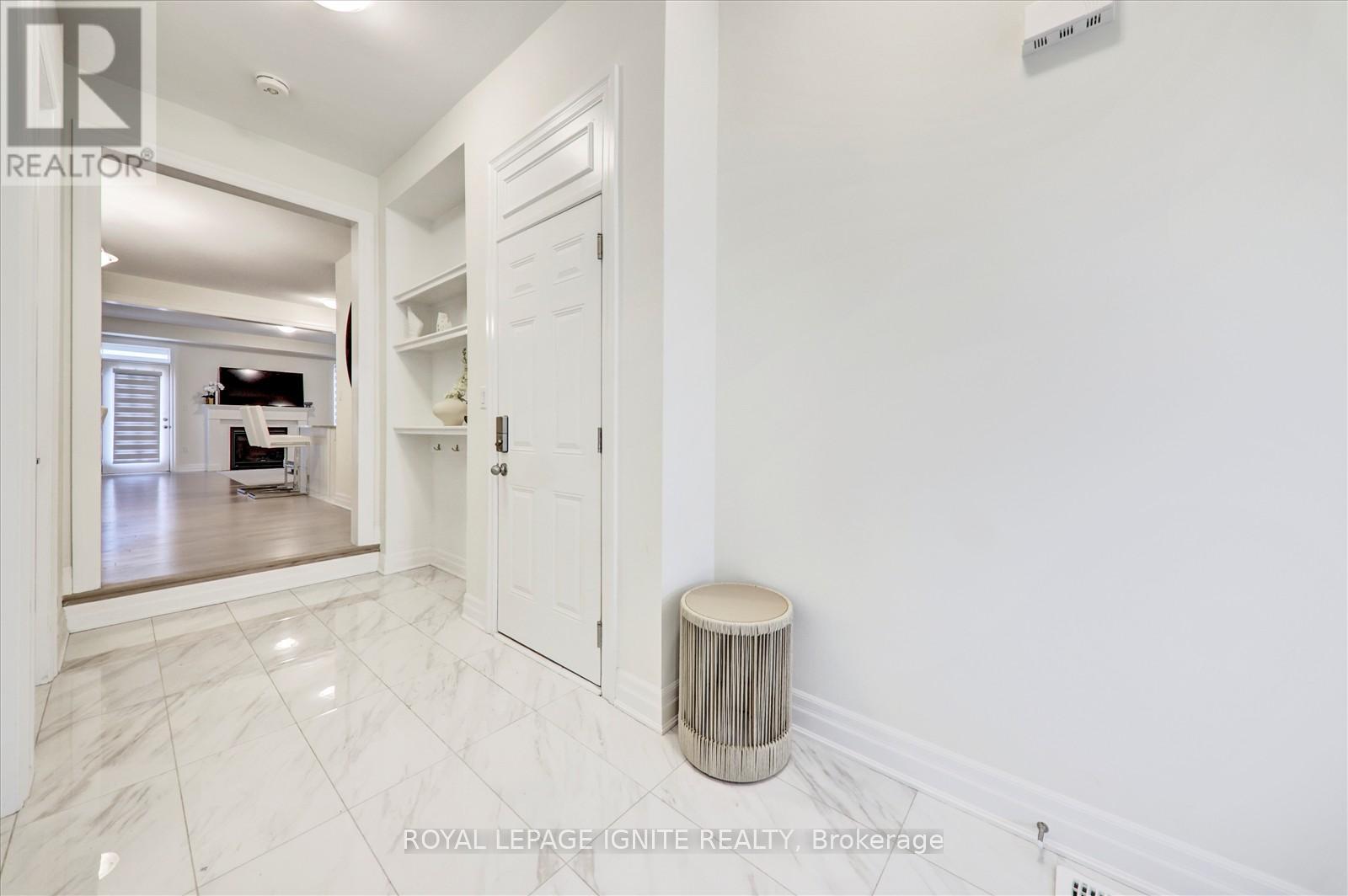 1405 Longspur Trail, Pickering, Ontario  L1X 0N2 - Photo 9 - E12707392