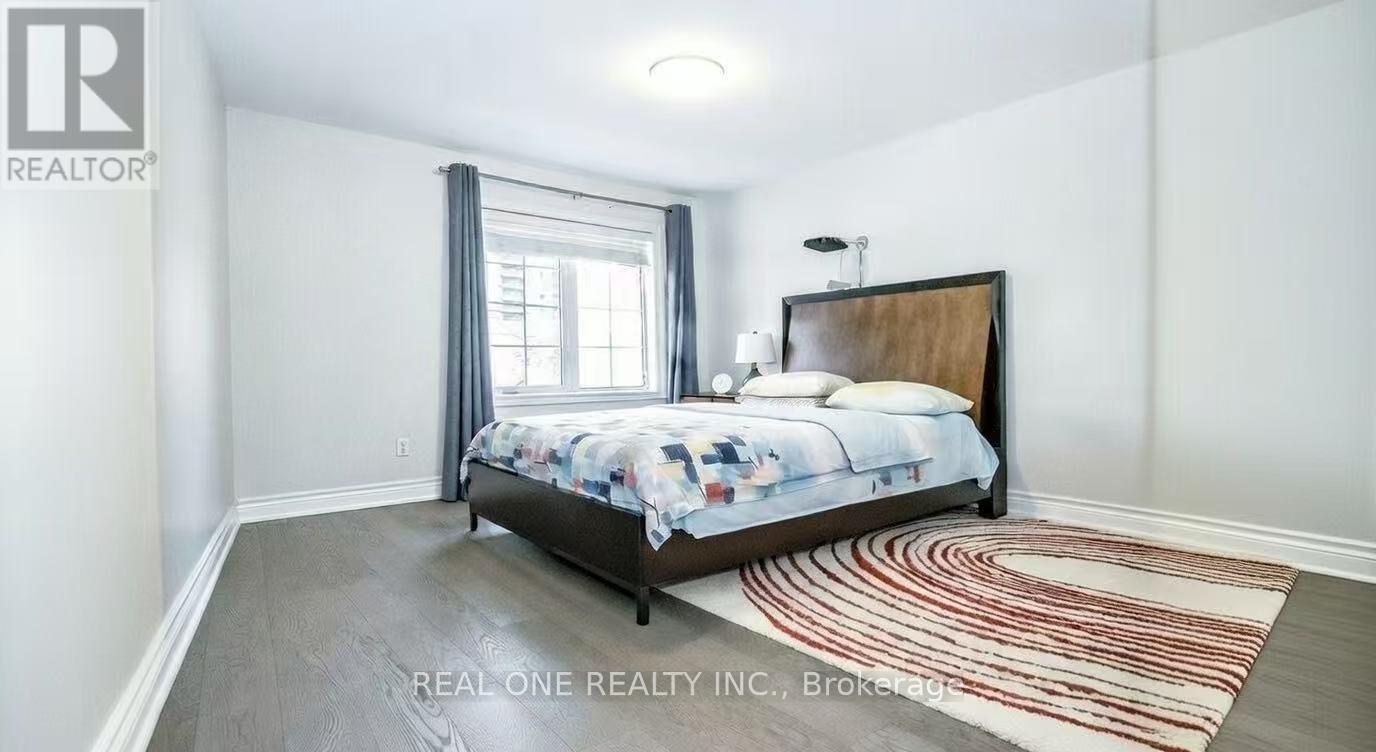 77 Leitchcroft Crescent E, Markham, Ontario  L3T 7T9 - Photo 6 - N12707396