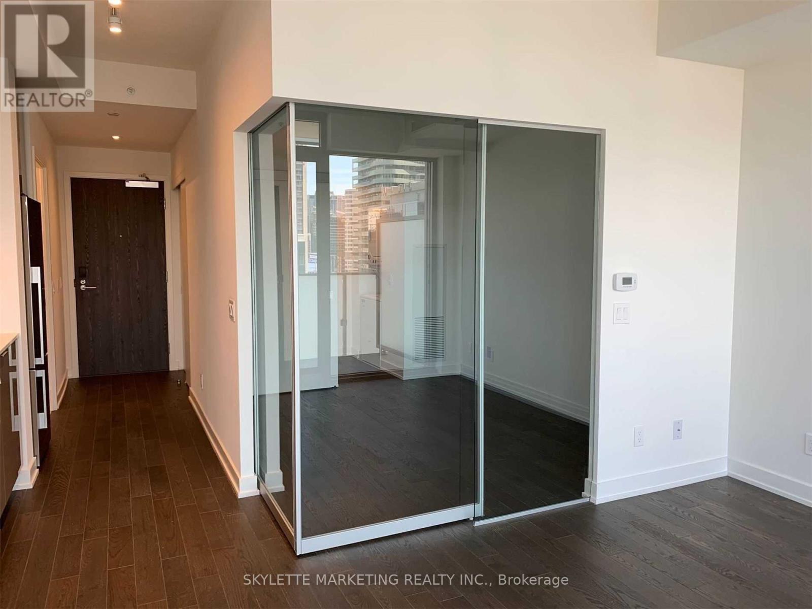 2314 - 25 Richmond Street E, Toronto, Ontario  M5C 0A6 - Photo 13 - C12670514