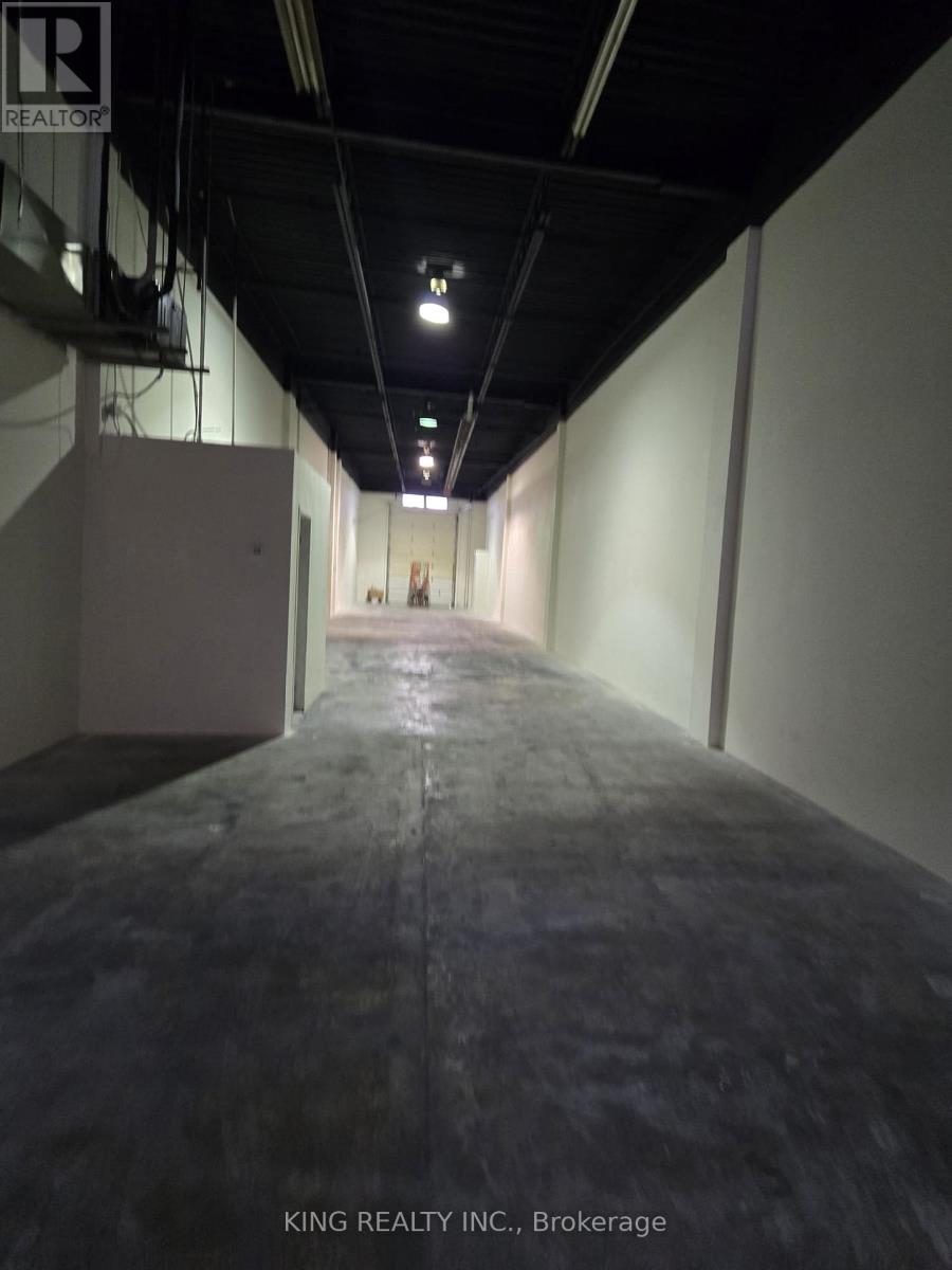 12 - 120 Norfinch Drive, Toronto, Ontario  M3N 1X3 - Photo 6 - W12707390