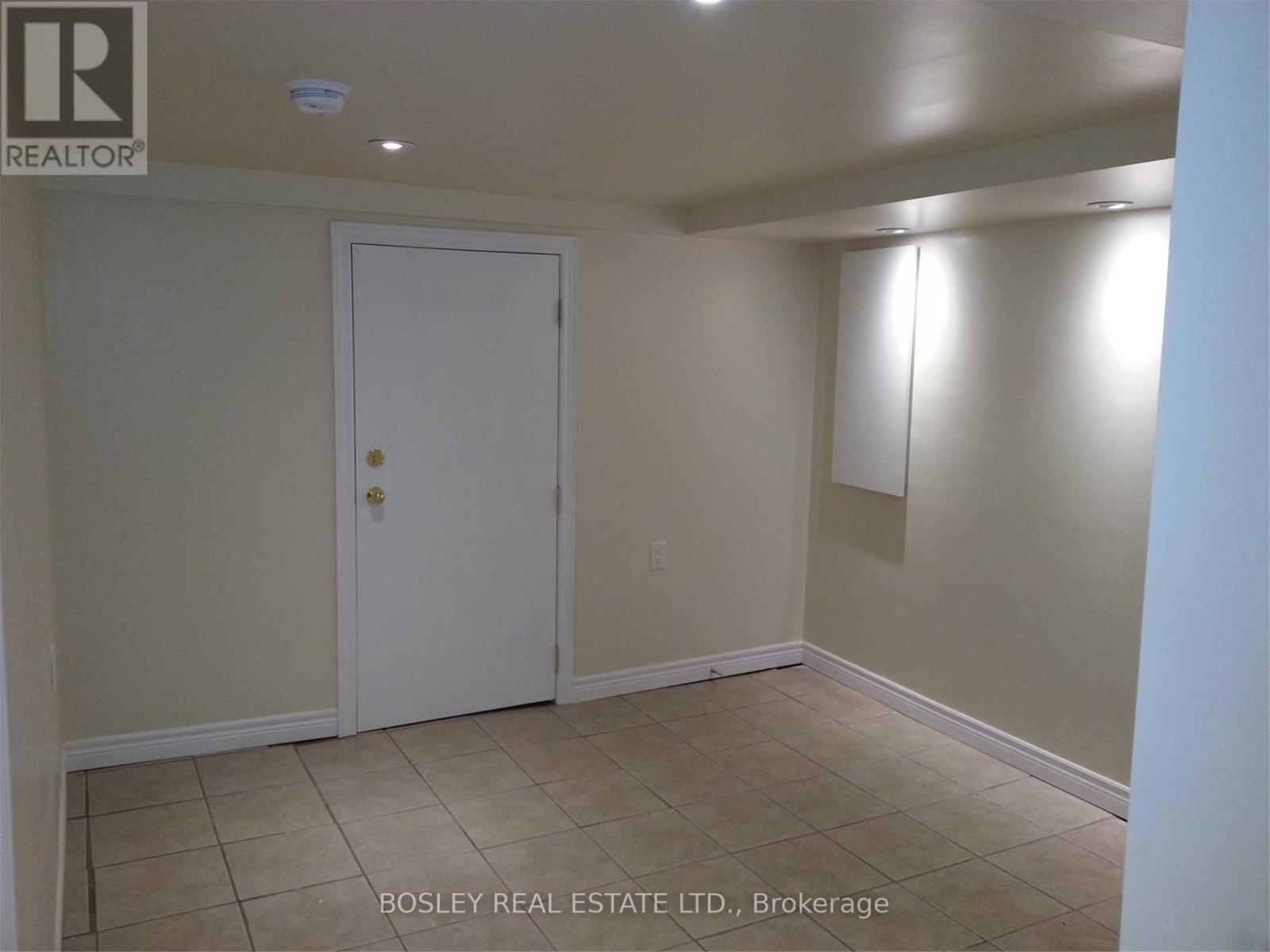 3 - 97 Rosemount Avenue, Toronto, Ontario  M9N 3B6 - Photo 8 - W12707406