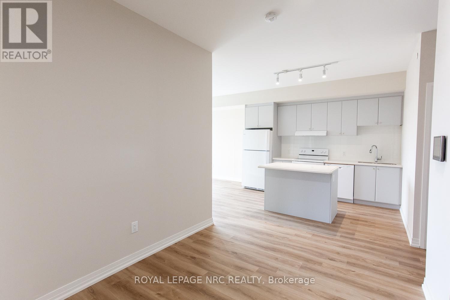 Lp20 - 50 Herrick Avenue, St. Catharines, Ontario  L2P 2T9 - Photo 5 - X12707420