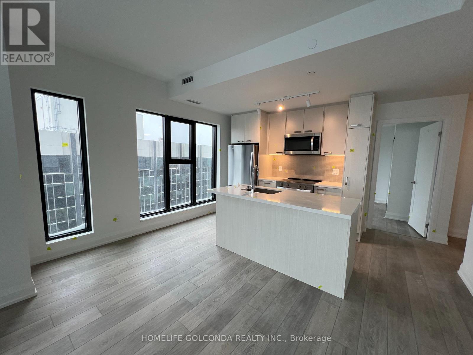 2007 - 20 Soudan Avenue, Toronto, Ontario  M4S 0E2 - Photo 2 - C12679282