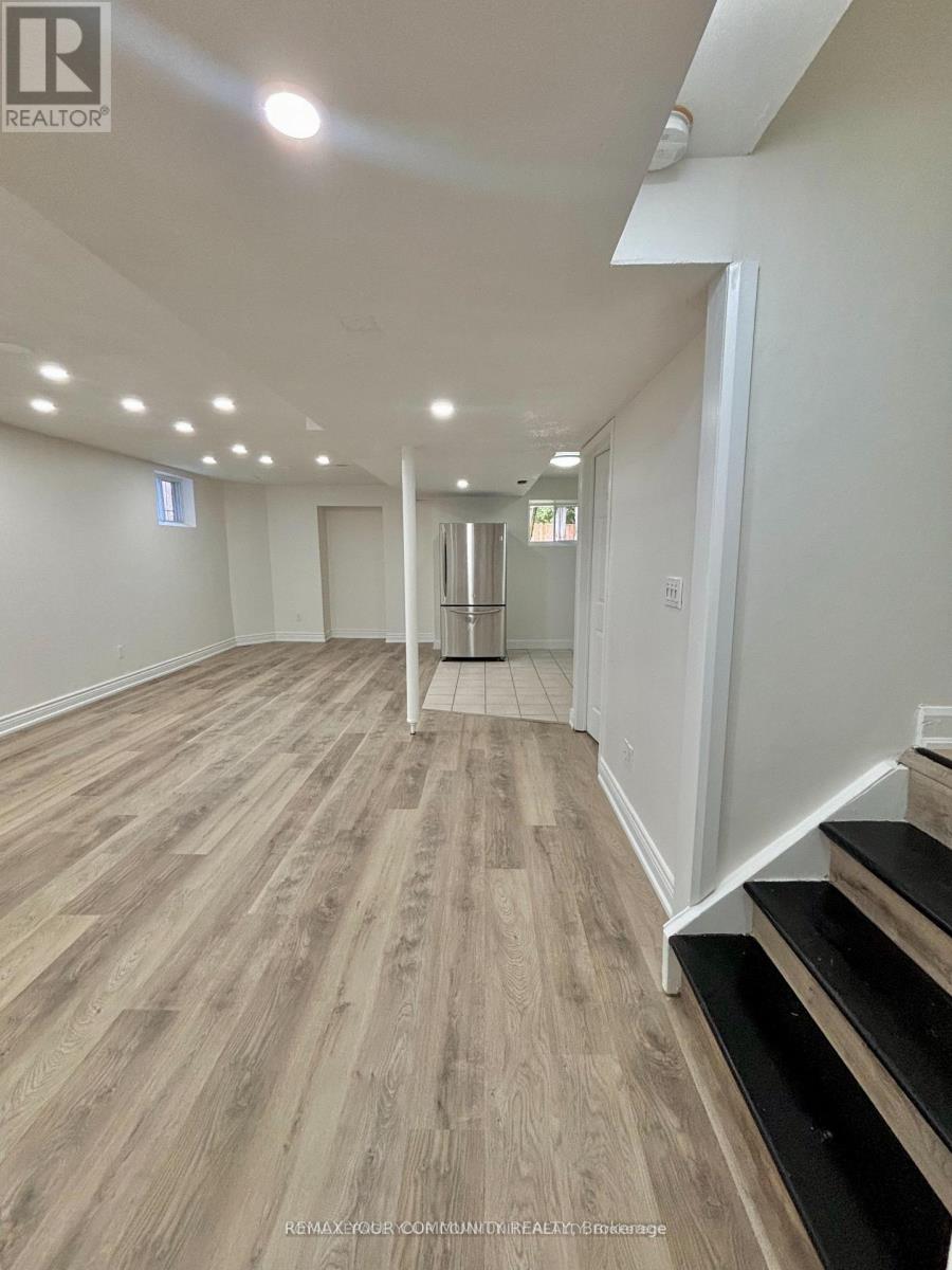 Bsmt - 36 Umbria Crescent, Vaughan, Ontario  L4H 2E1 - Photo 2 - N12707360