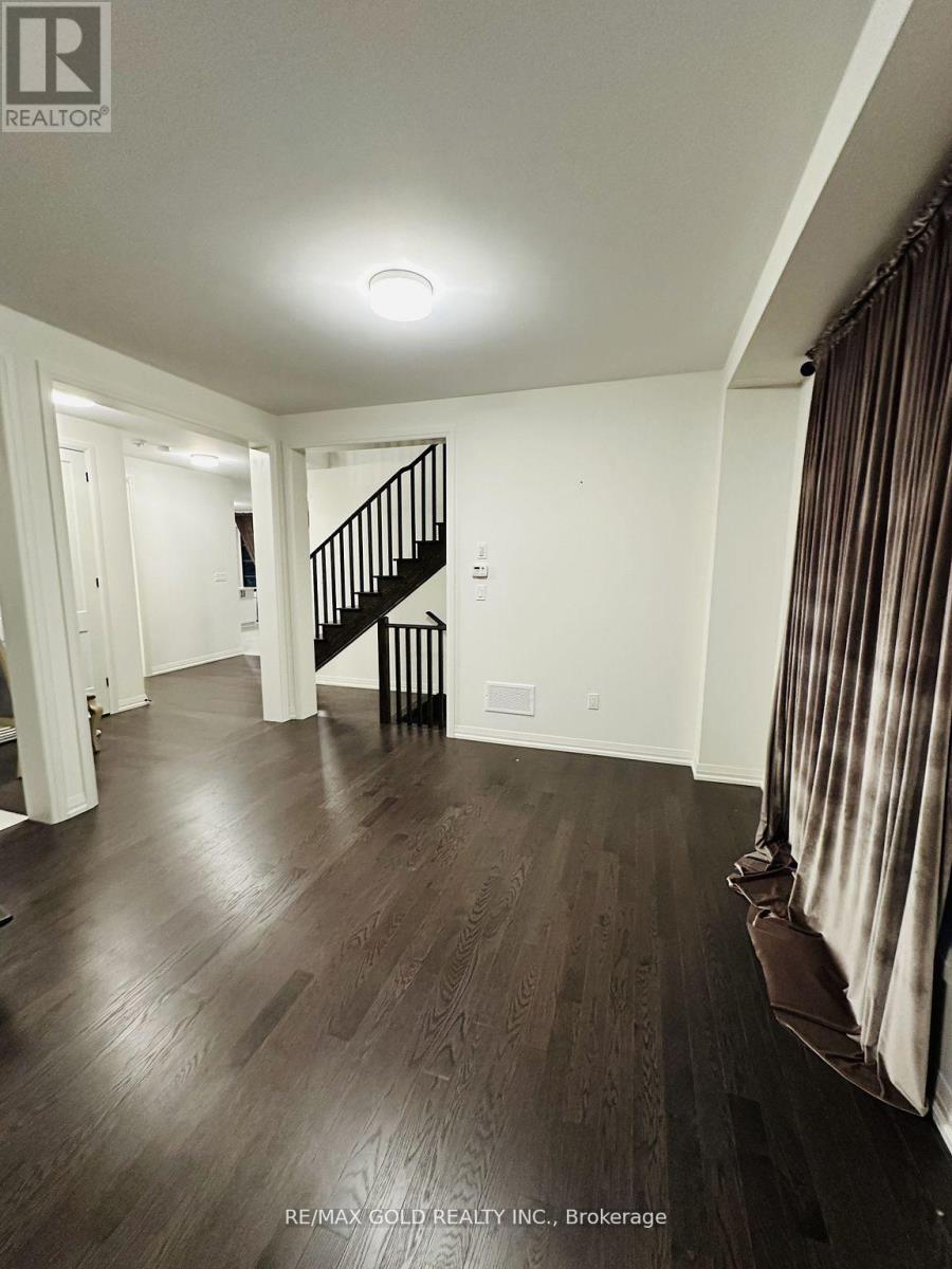 5 Bluebird Boulevard, Adjala-Tosorontio, Ontario  L0G 1W0 - Photo 4 - N12707414