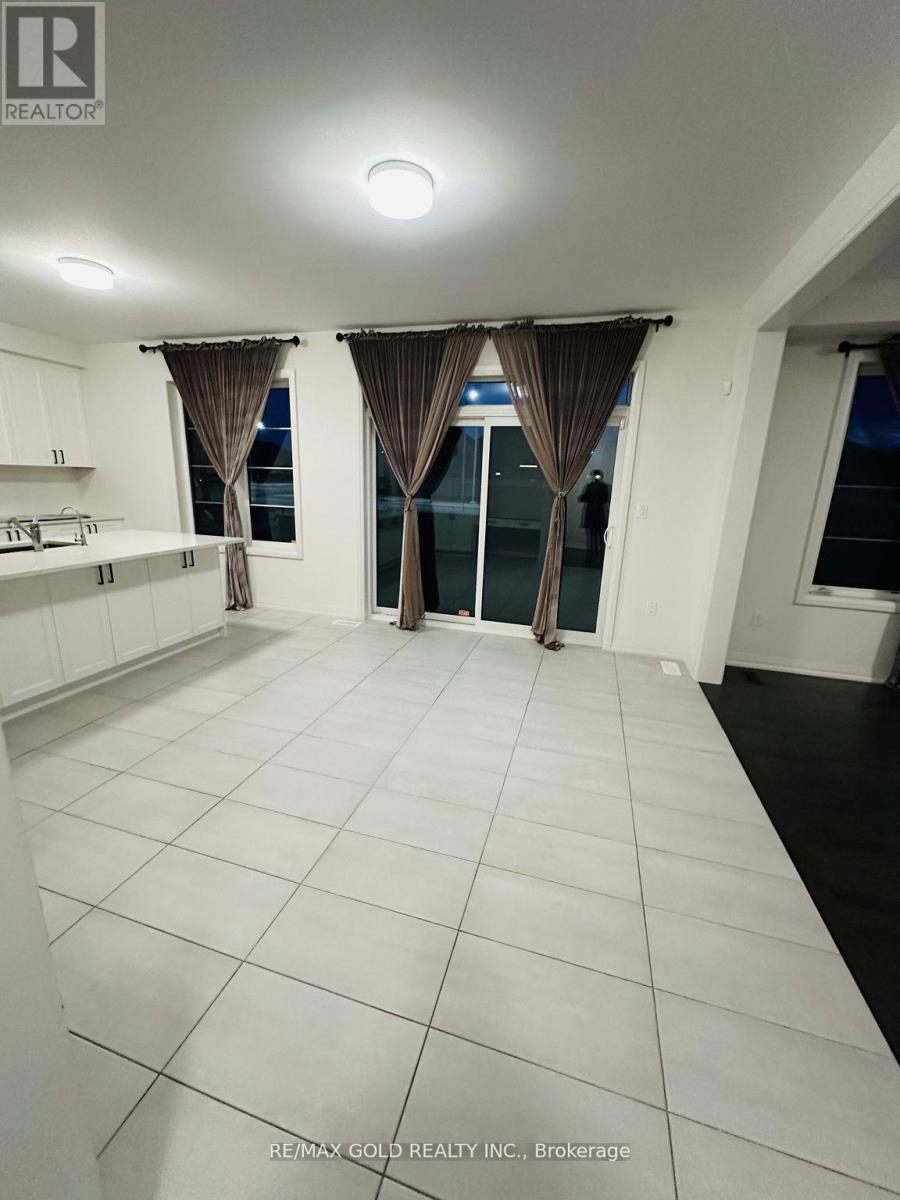 5 Bluebird Boulevard, Adjala-Tosorontio, Ontario  L0G 1W0 - Photo 8 - N12707414