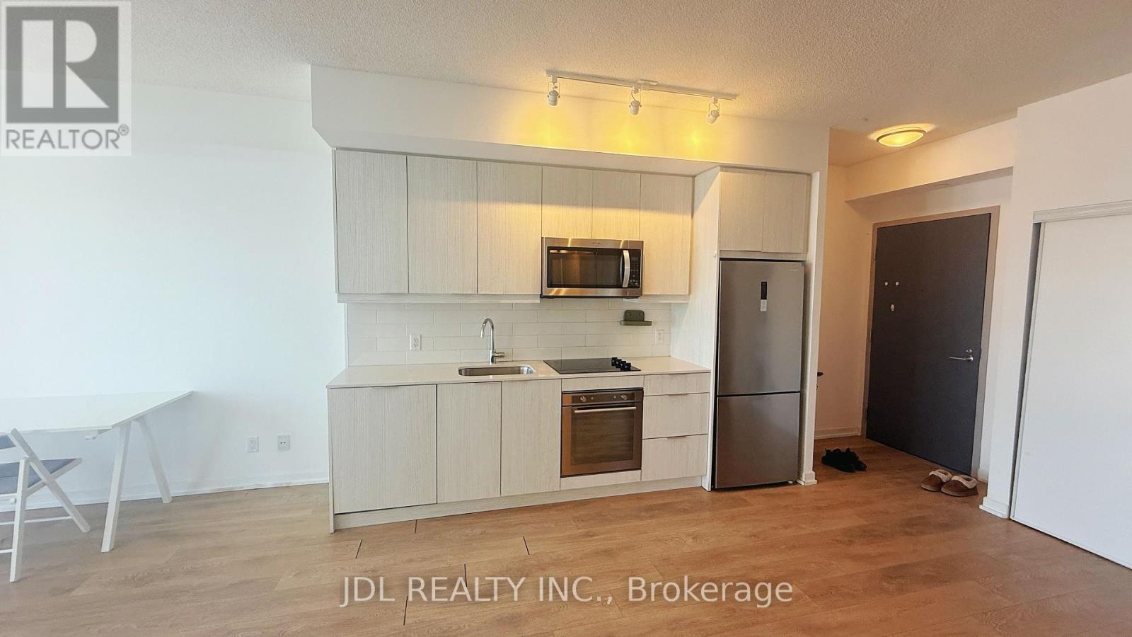 901 - 36 Forest Manor Street, Toronto, Ontario  M2J 1M5 - Photo 7 - C12602428