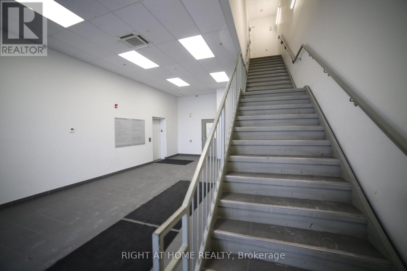 217 - 3465 Platinum Drive, Mississauga, Ontario  L5M 2S1 - Photo 11 - W12706652