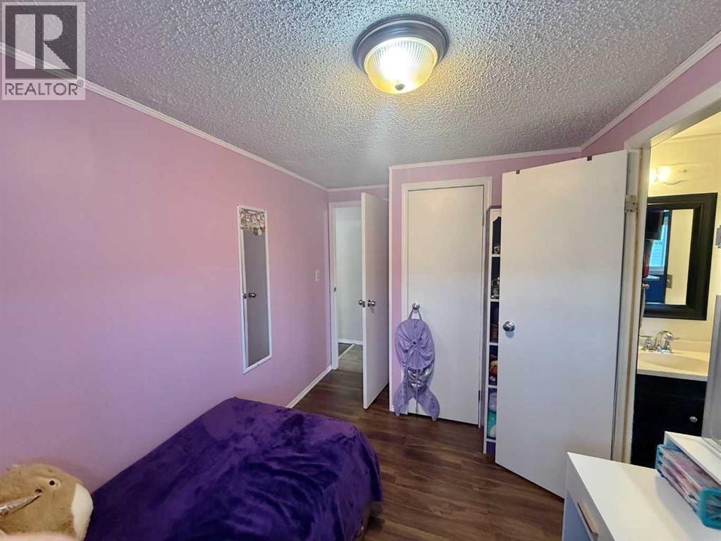 122 Nickerson Avenue, Hinton, Alberta  T7V 1A4 - Photo 14 - A2268924