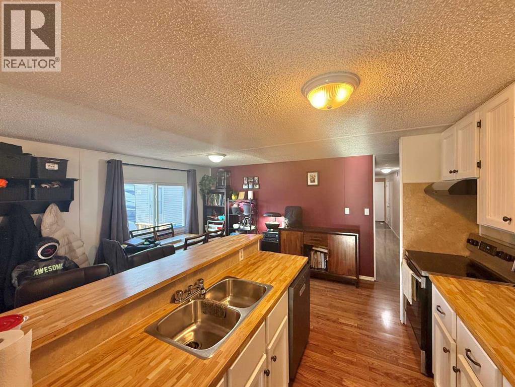 122 Nickerson Avenue, Hinton, Alberta  T7V 1A4 - Photo 8 - A2268924