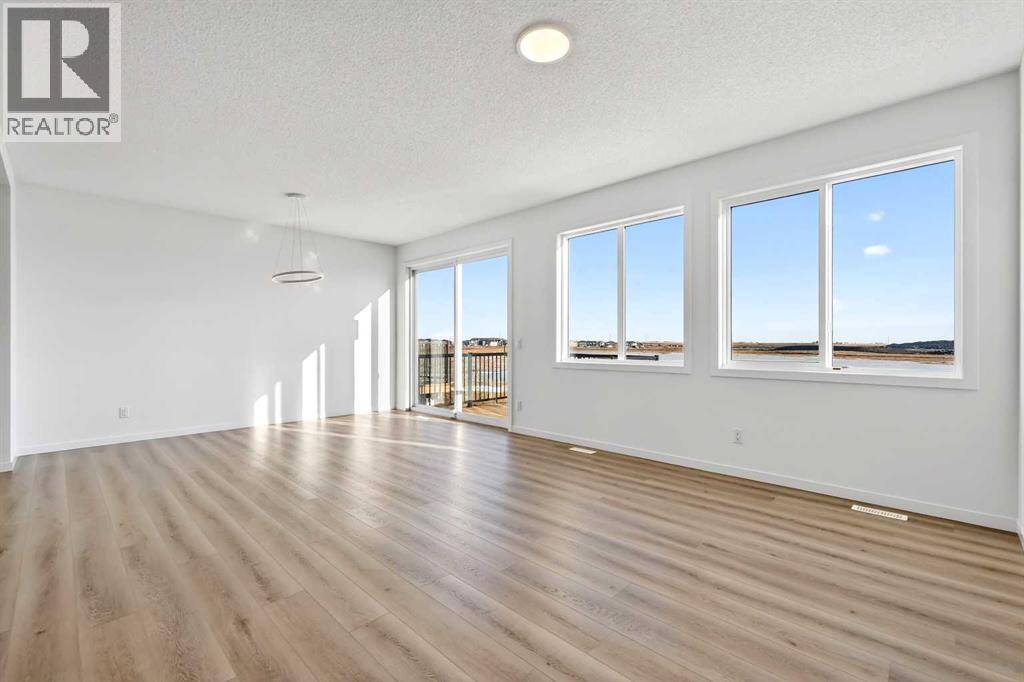 191 Corner Glen Crescent Ne, Calgary, Alberta  T3N 2L8 - Photo 6 - A2273951