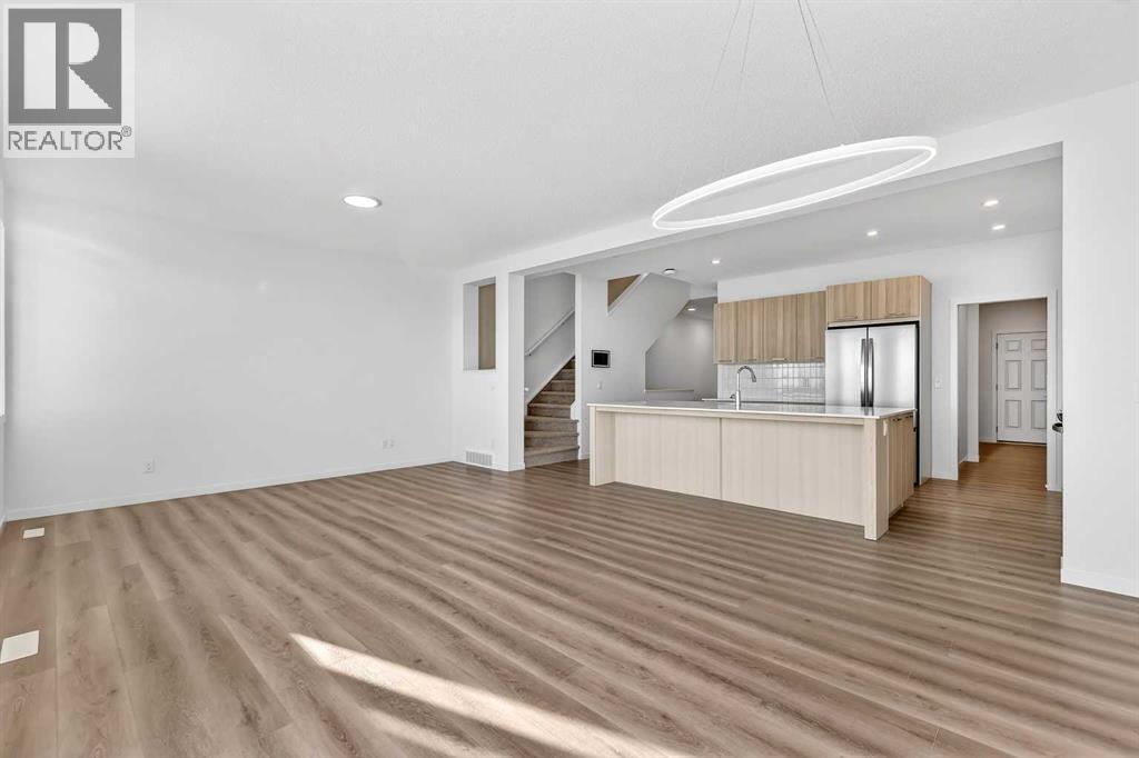 191 Corner Glen Crescent Ne, Calgary, Alberta  T3N 2L8 - Photo 5 - A2273951