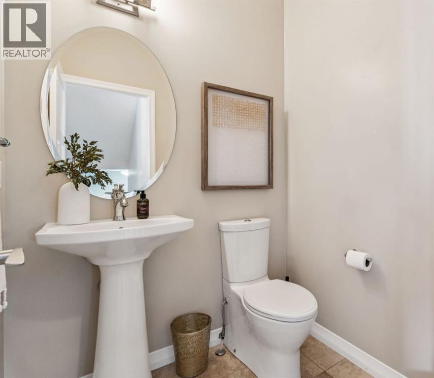 82 Ridge View Place, Cochrane, Alberta  T4C 0P6 - Photo 11 - A2274936