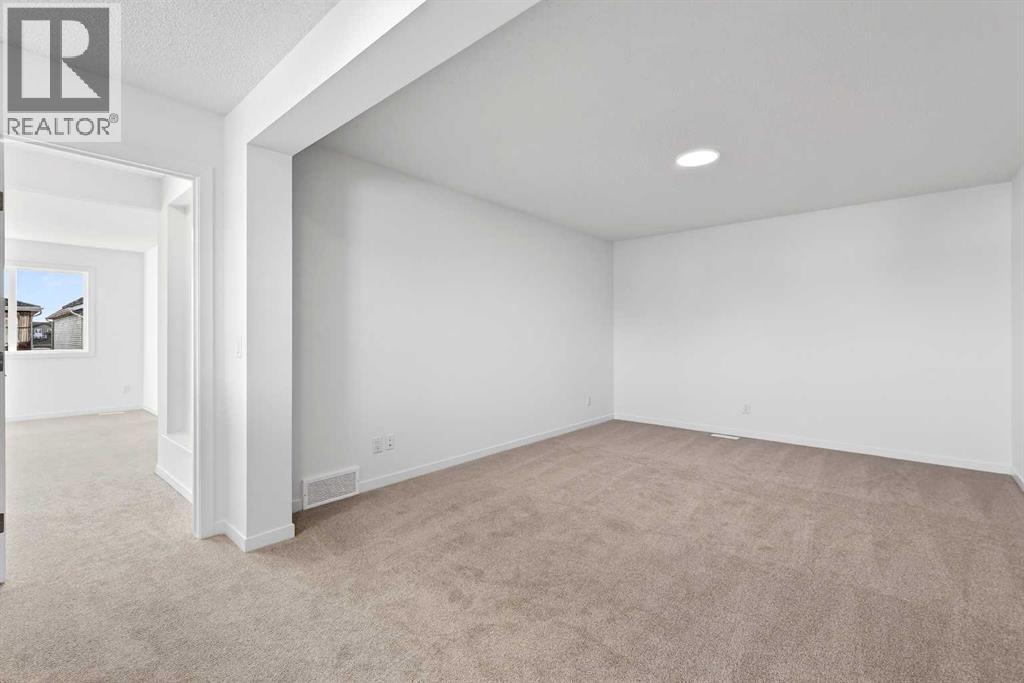 20 Corner Glen Green Ne, Calgary, Alberta  T3N 2P5 - Photo 11 - A2276086