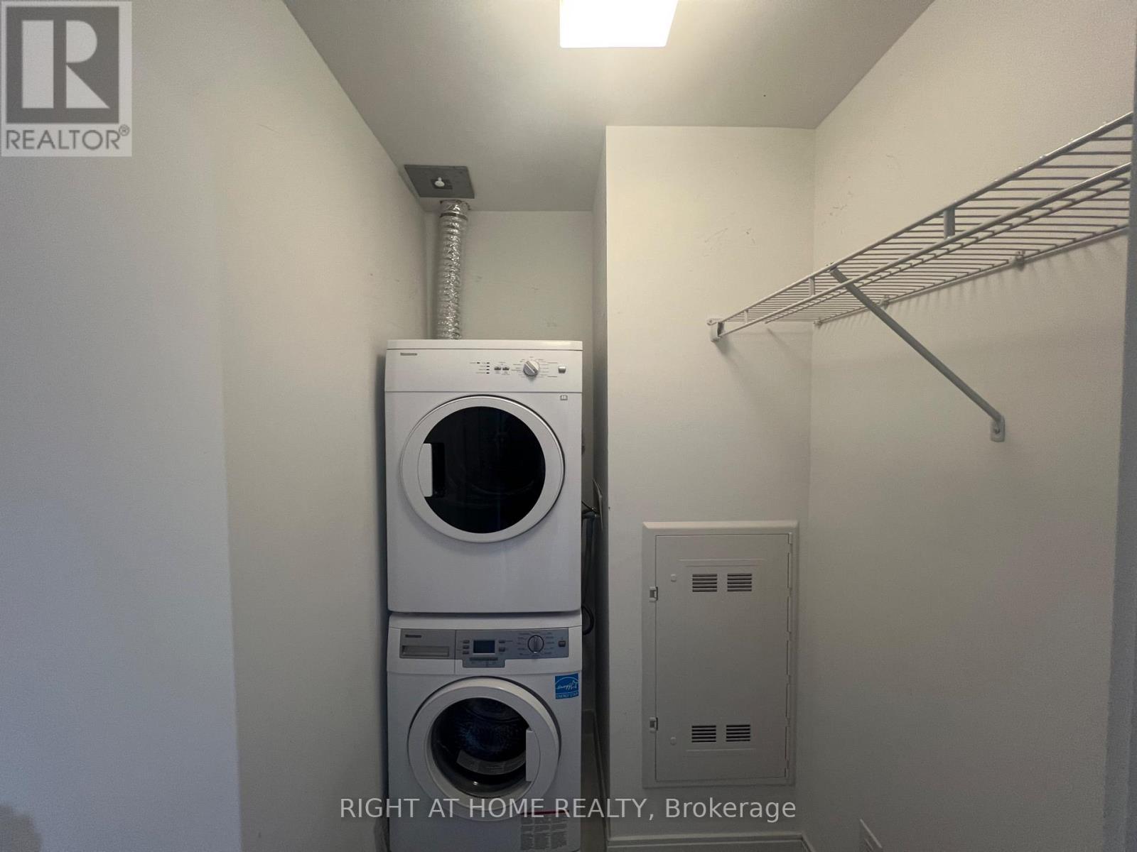 3312 - 50 Charles Street E, Toronto, Ontario  M4Y 0C3 - Photo 12 - C12681786