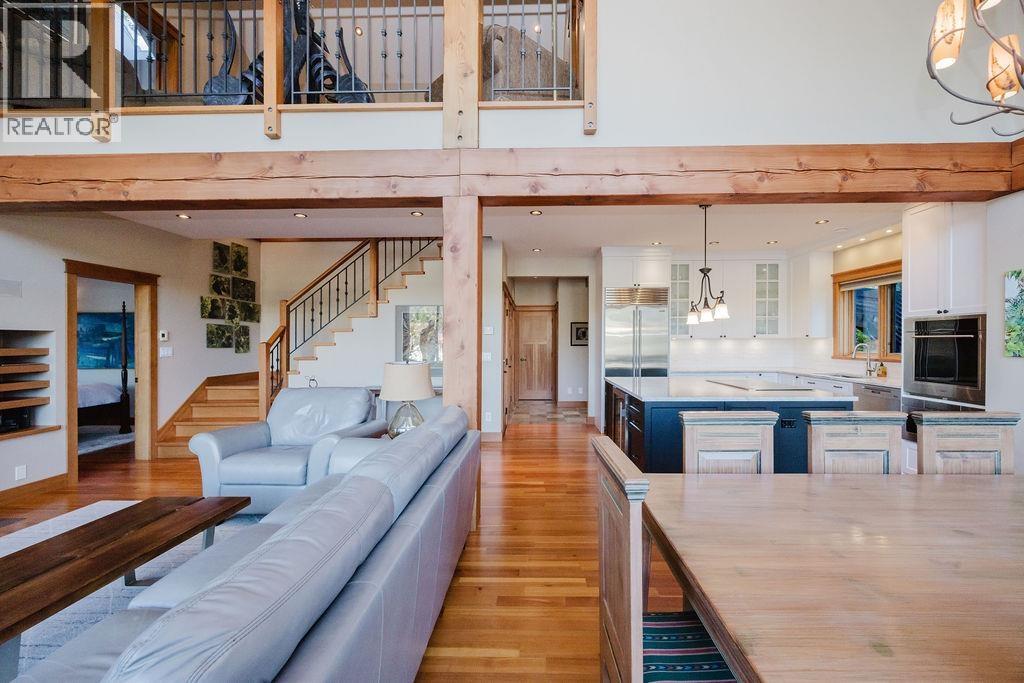 401 Skyline Drive, Gibsons, British Columbia  V0N 1V8 - Photo 16 - R3080514