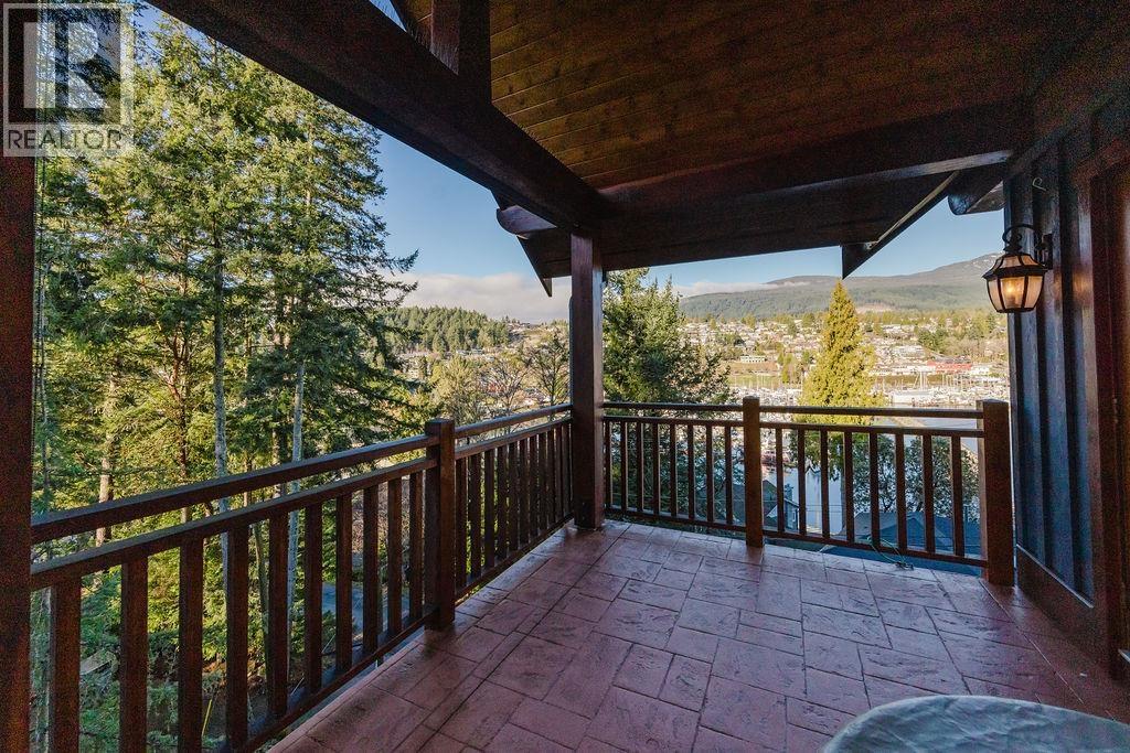 401 Skyline Drive, Gibsons, British Columbia  V0N 1V8 - Photo 39 - R3080514