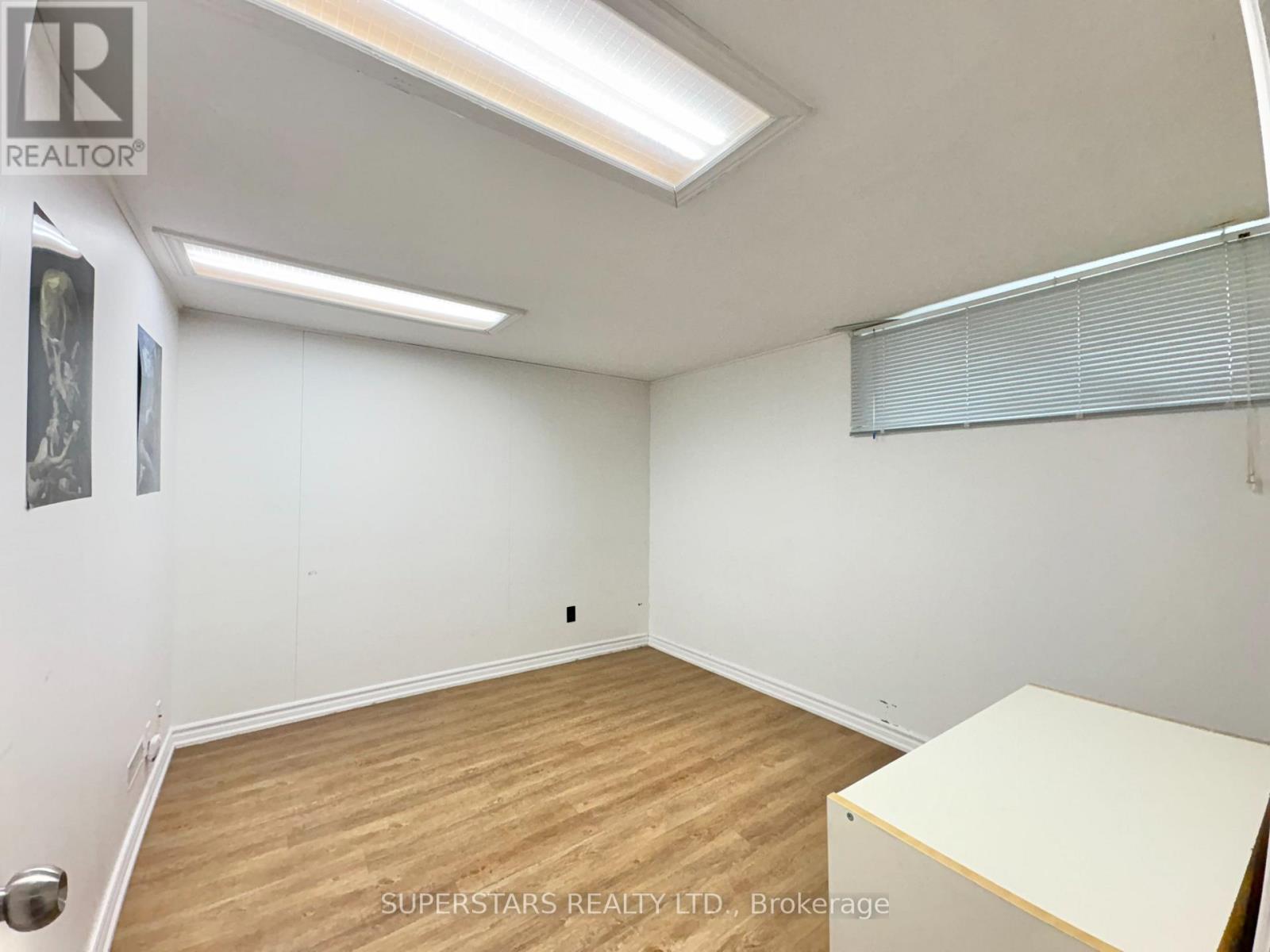 Bsmt - 92 Francine Drive, Toronto, Ontario  M2H 2G7 - Photo 3 - C12707426