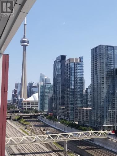1405 - 576 Front Street W, Toronto, Ontario  M5V 0P8 - Photo 2 - C12707436
