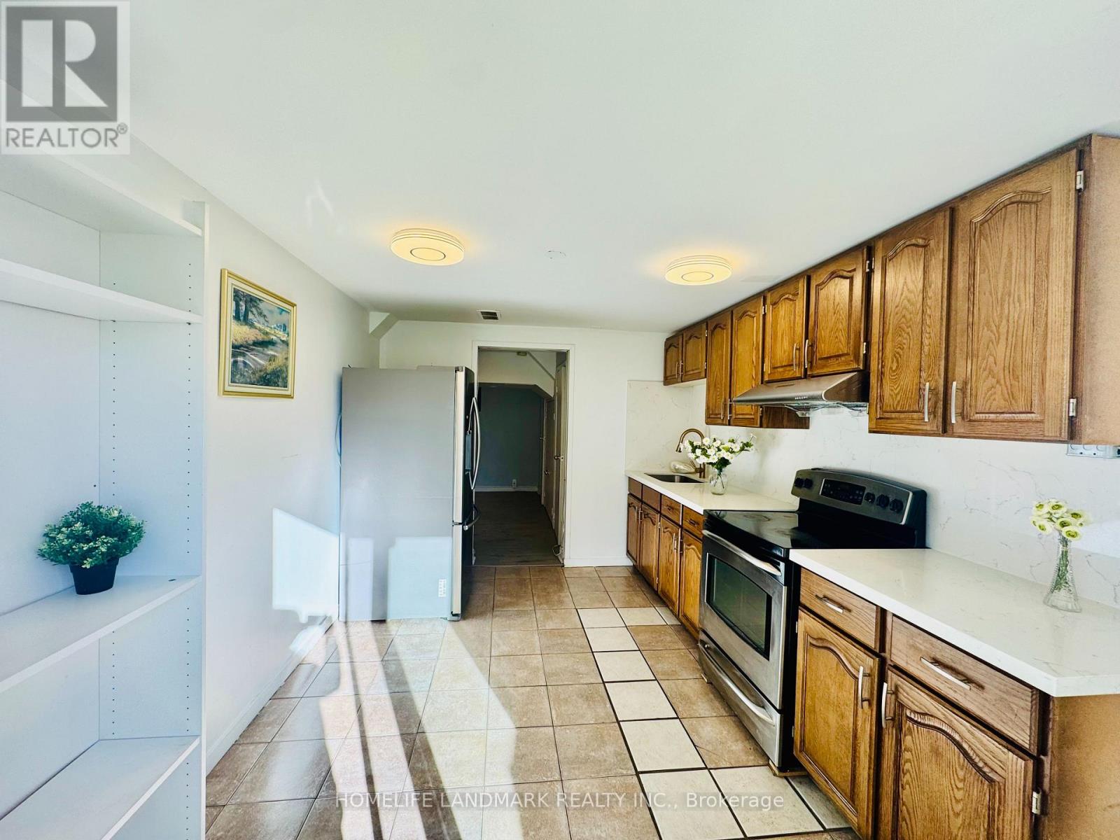 272 Essex (Work Out Basement) Avenue, Richmond Hill, Ontario  L4C 2C2 - Photo 6 - N12707432