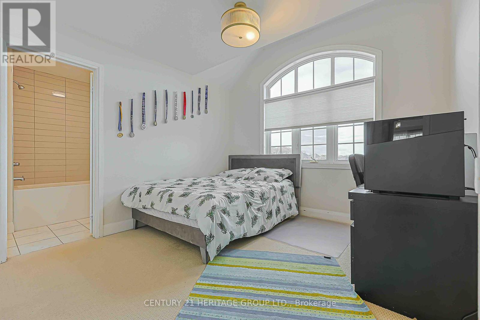 108 Frank Kelly Drive, East Gwillimbury, Ontario  L9N 0V3 - Photo 17 - N12707434