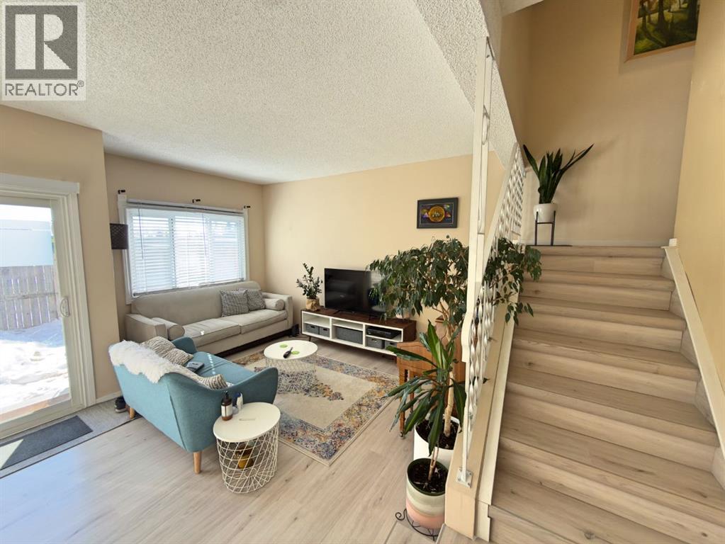 9, 1111 Canterbury Drive SW, Calgary, Alberta  T2W 3G4 - Photo 3 - A2273986