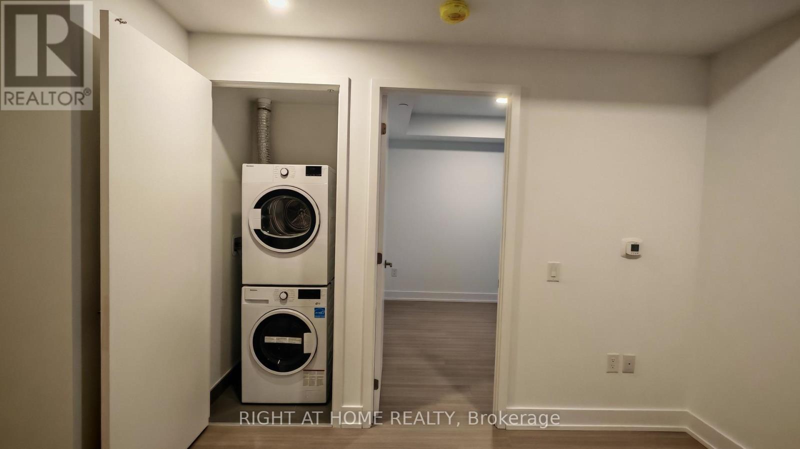 2006 - 36 Olive Avenue, Toronto, Ontario  M2N 0M4 - Photo 4 - C12707460