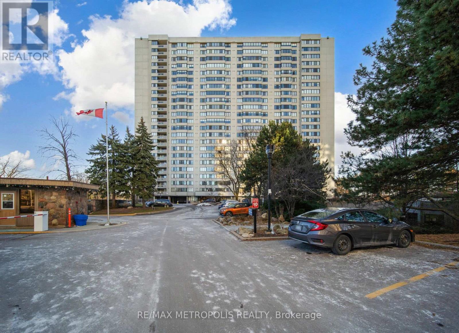 2212 - 2330 BRIDLETOWNE CIRCLE, Toronto, Ontario