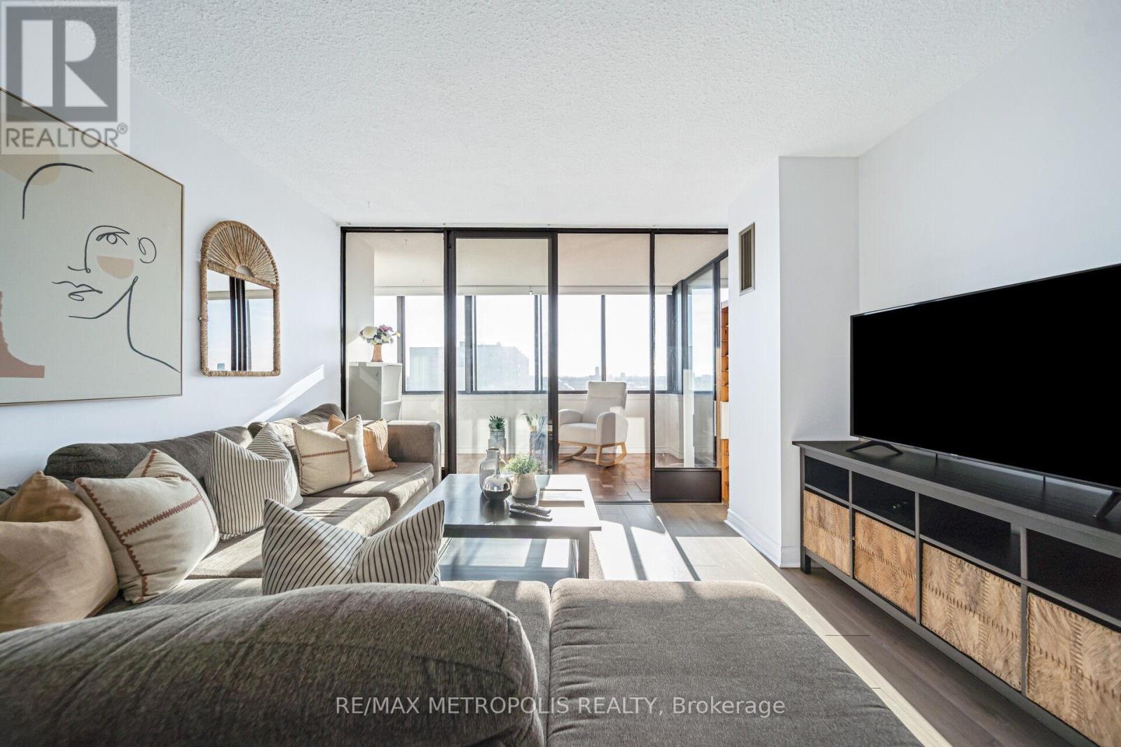 2212 - 2330 Bridletowne Circle, Toronto, Ontario  M1W 3P6 - Photo 13 - E12707450