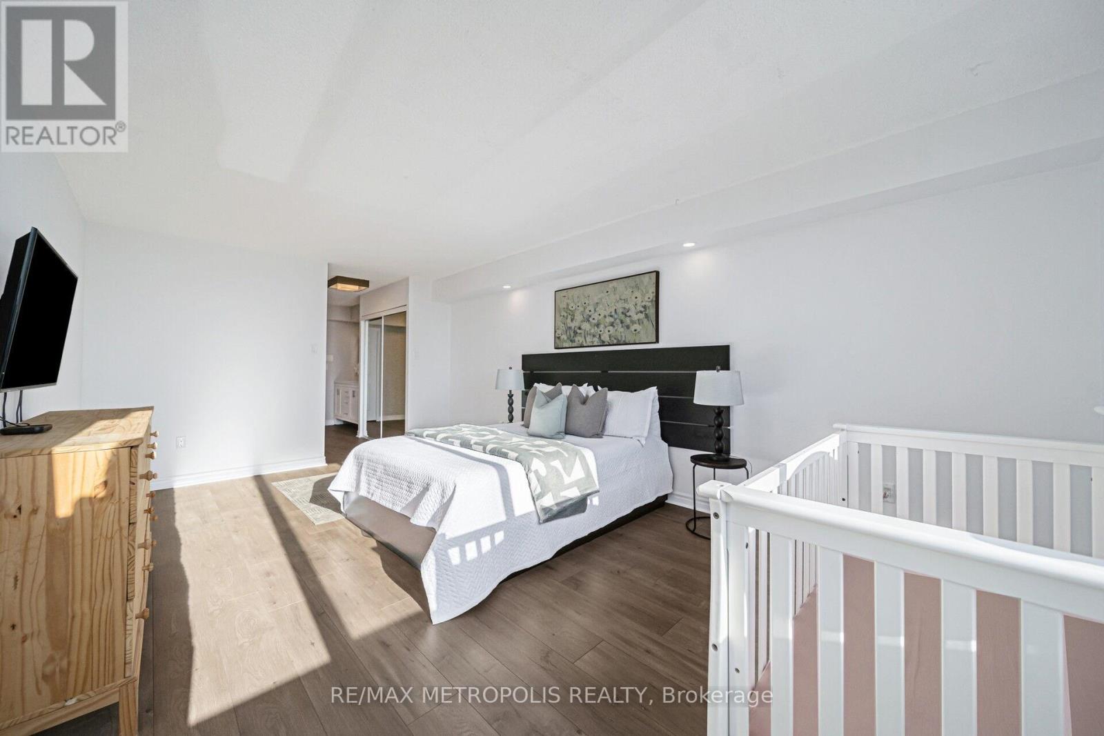 2212 - 2330 Bridletowne Circle, Toronto, Ontario  M1W 3P6 - Photo 30 - E12707450