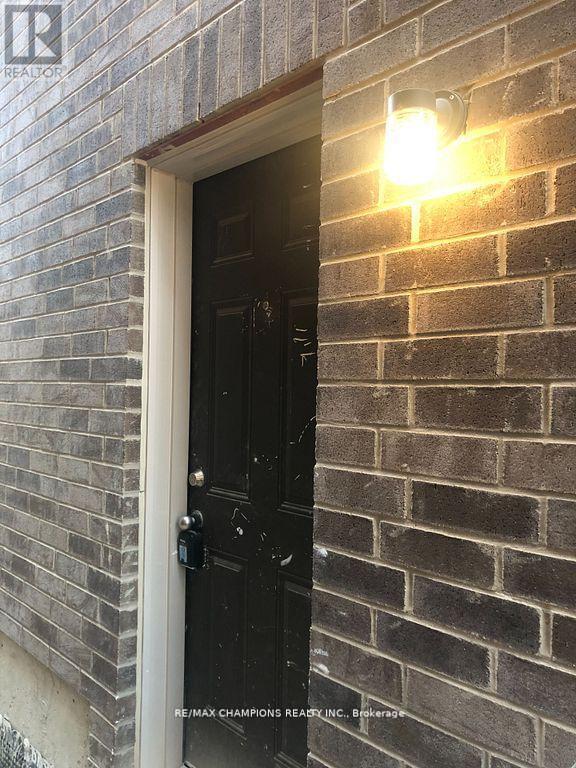 Bsmt - 9 Cadence Road, Brampton, Ontario  L6X 0J8 - Photo 2 - W12707454