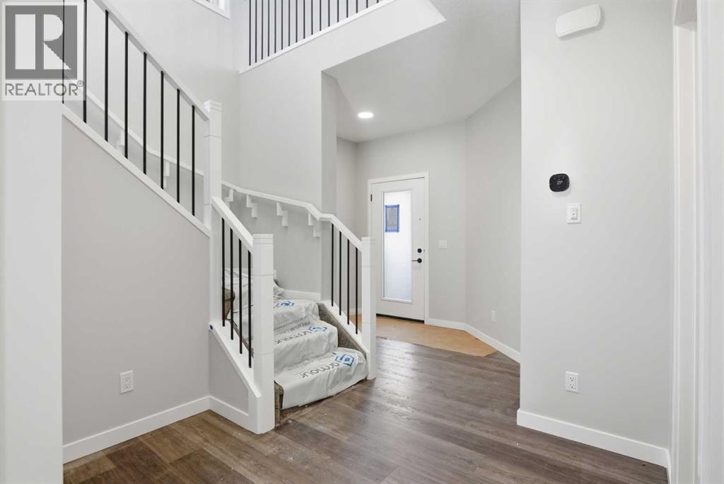 119 Chinook Winds Manor Sw, Airdrie, Alberta  T4B 5P9 - Photo 3 - A2260584