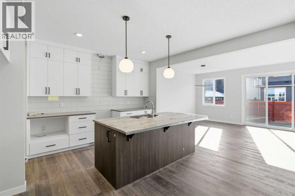 119 Chinook Winds Manor Sw, Airdrie, Alberta  T4B 5P9 - Photo 7 - A2260584