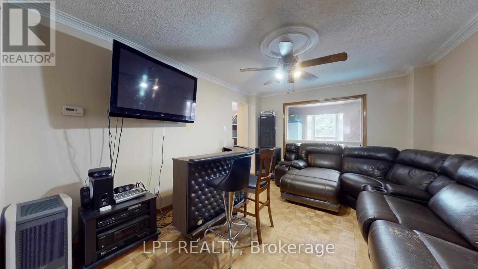 3431 Dorcas Street, Mississauga, Ontario  L4T 1M9 - Photo 4 - W12673712