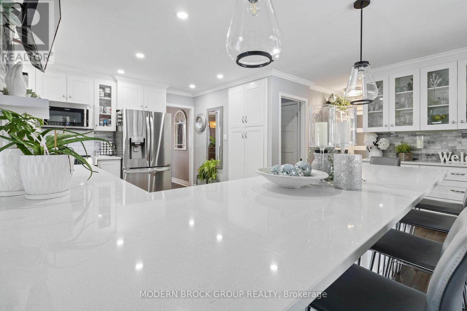 6 Belvedere Place, Brockville, Ontario  K6V 3A4 - Photo 12 - X12707468