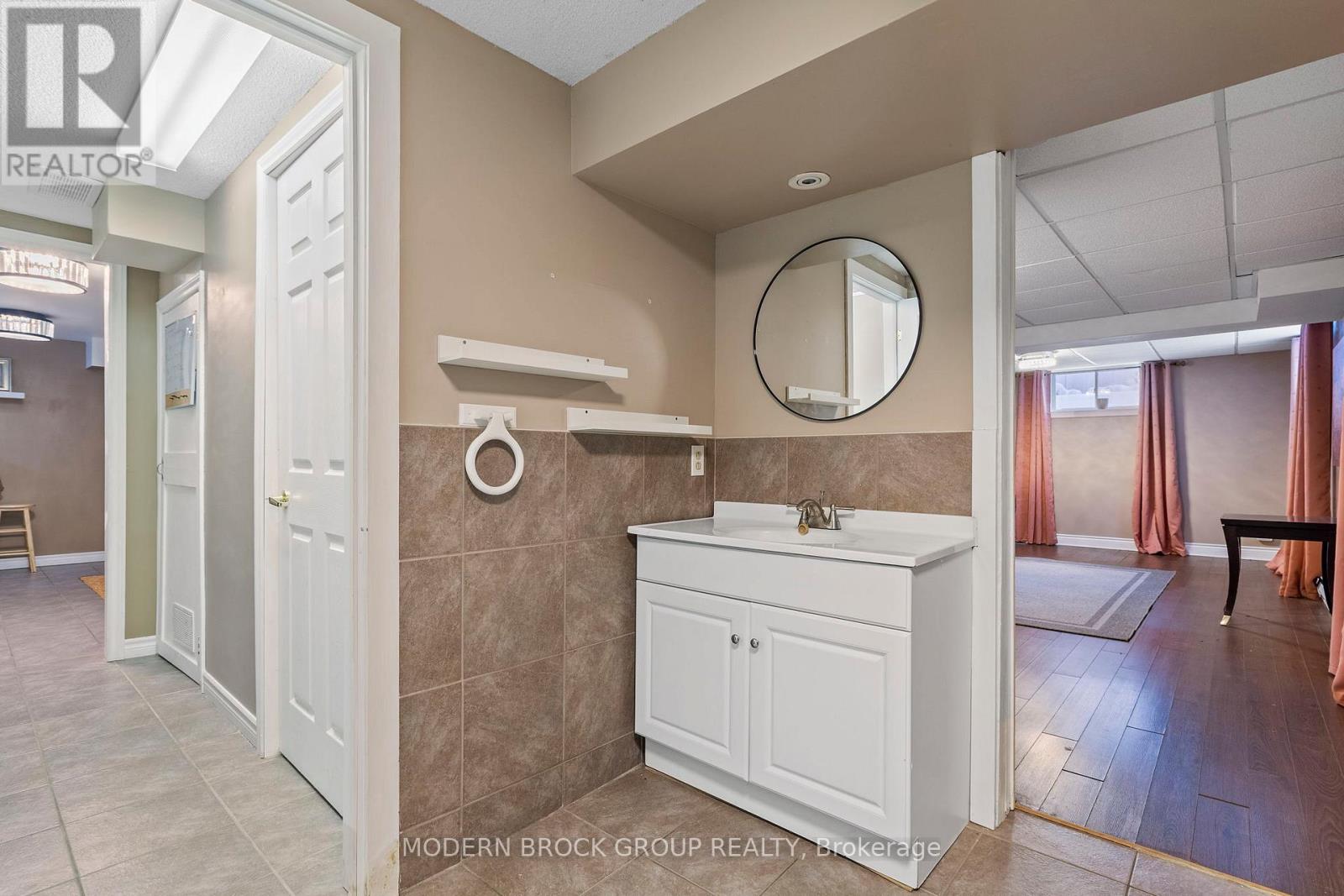 6 Belvedere Place, Brockville, Ontario  K6V 3A4 - Photo 33 - X12707468